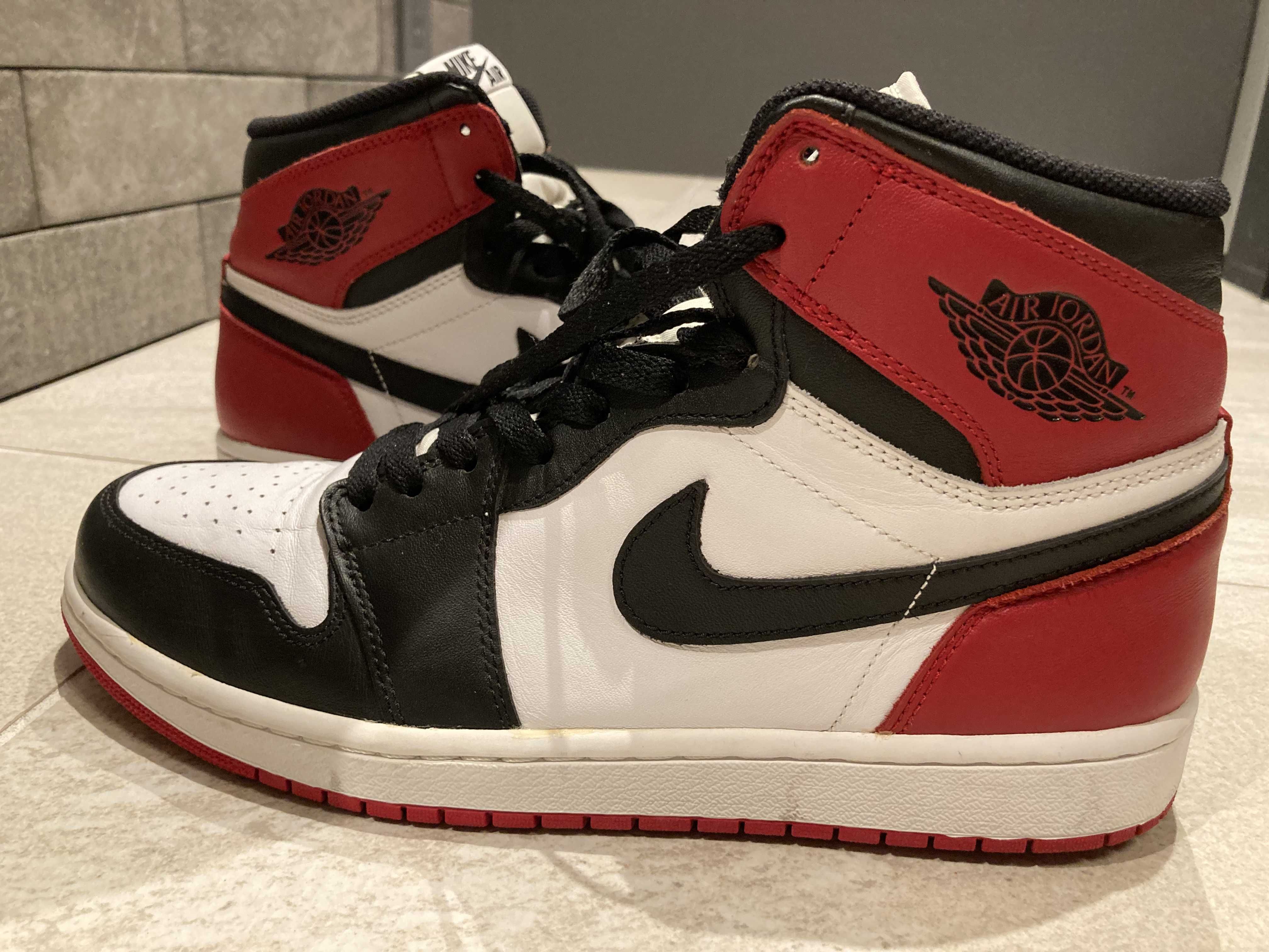 Nike Air Jordan 1 Retro High OG "Black Toe" (2013)