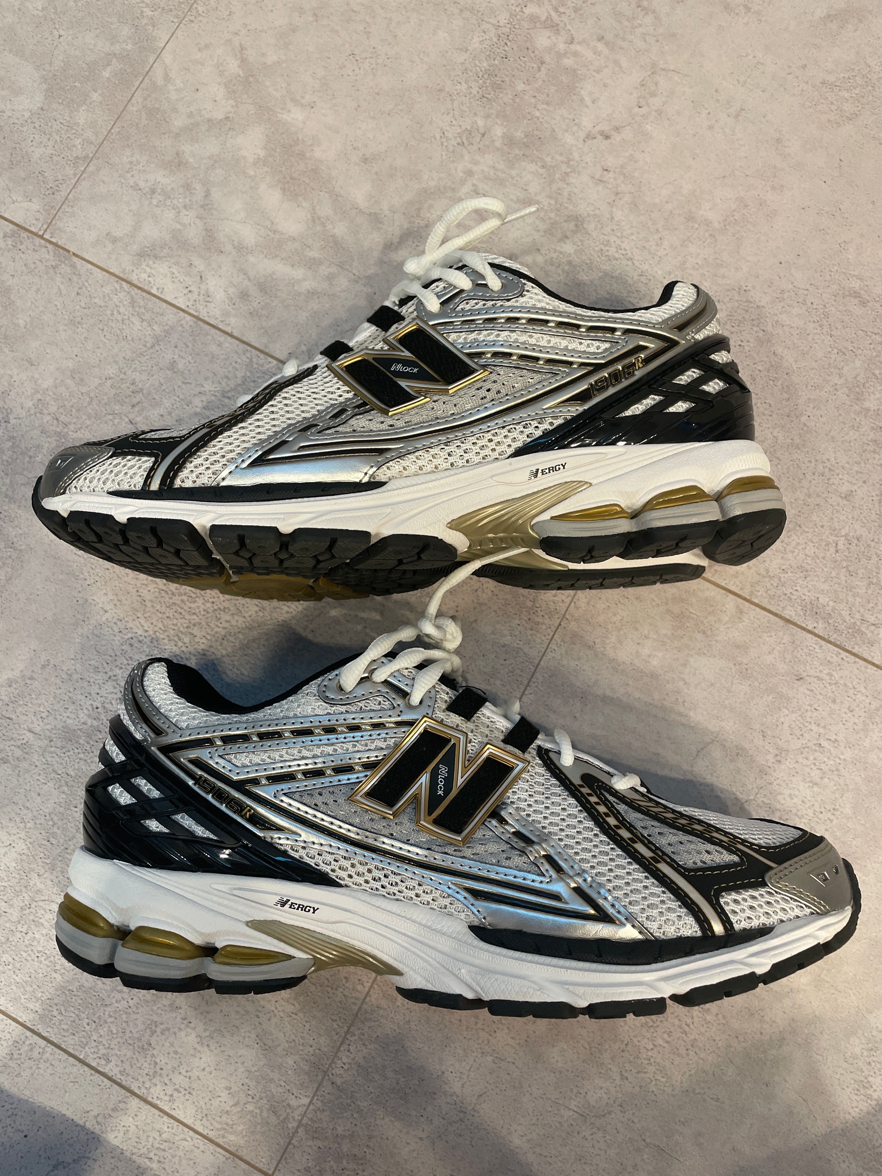 New Balance 1906R "Silver"