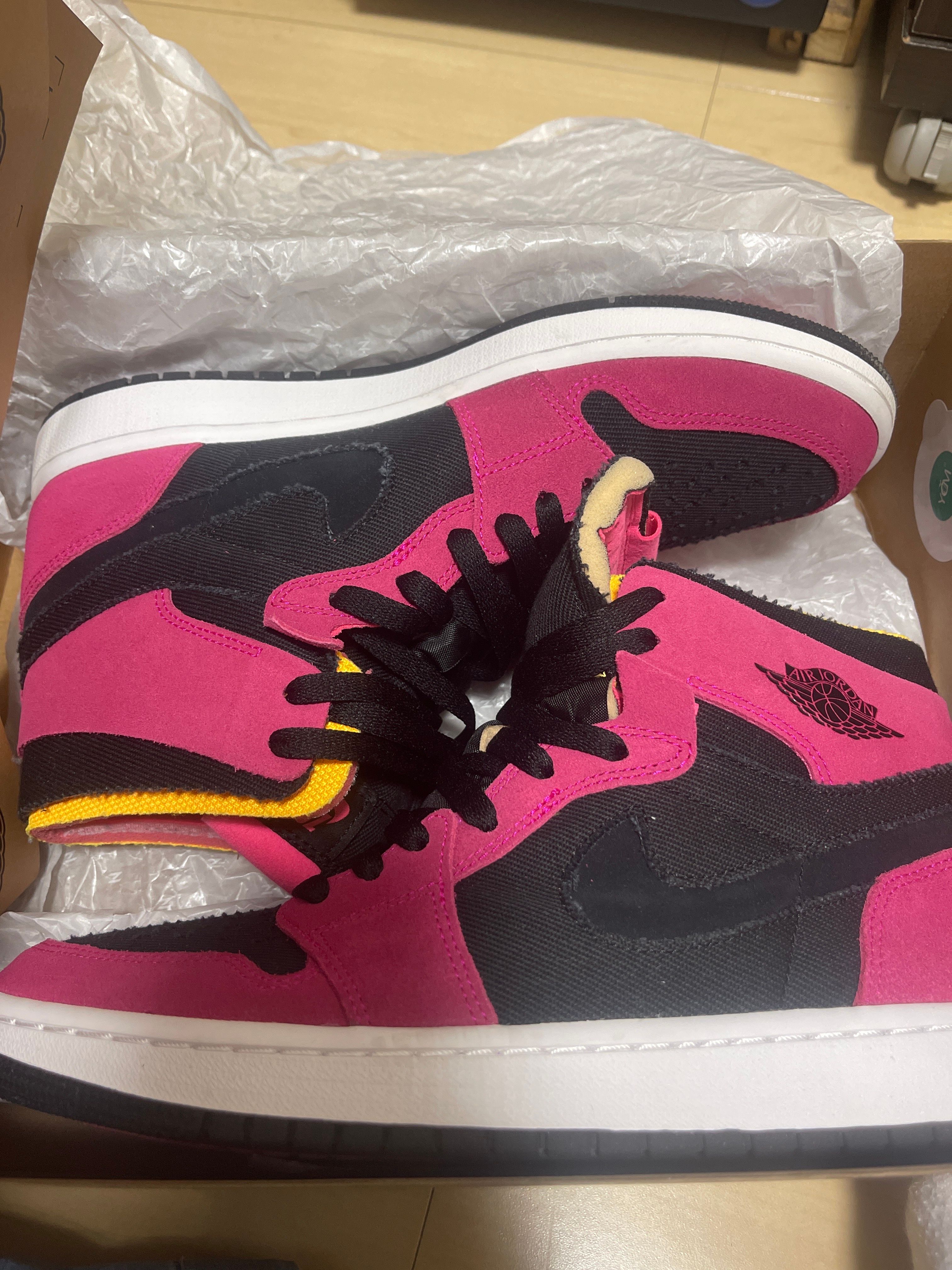 Nike Air Jordan 1 High Zoom Air Comfort "Fireberry"