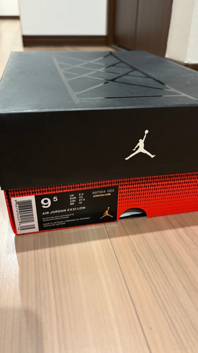 Nike Air Jordan XXX1 Low "Black Gold"