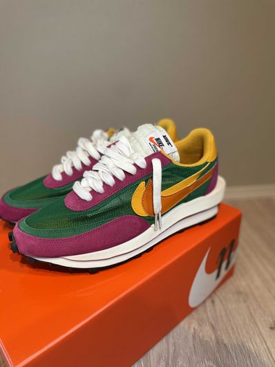 sacai × NIKE LDV WAFFLE "PINE GREEN"