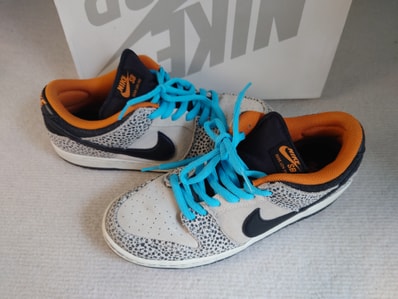 Nike SB Dunk Low Pro Electric Safari "Phantom and Black"
