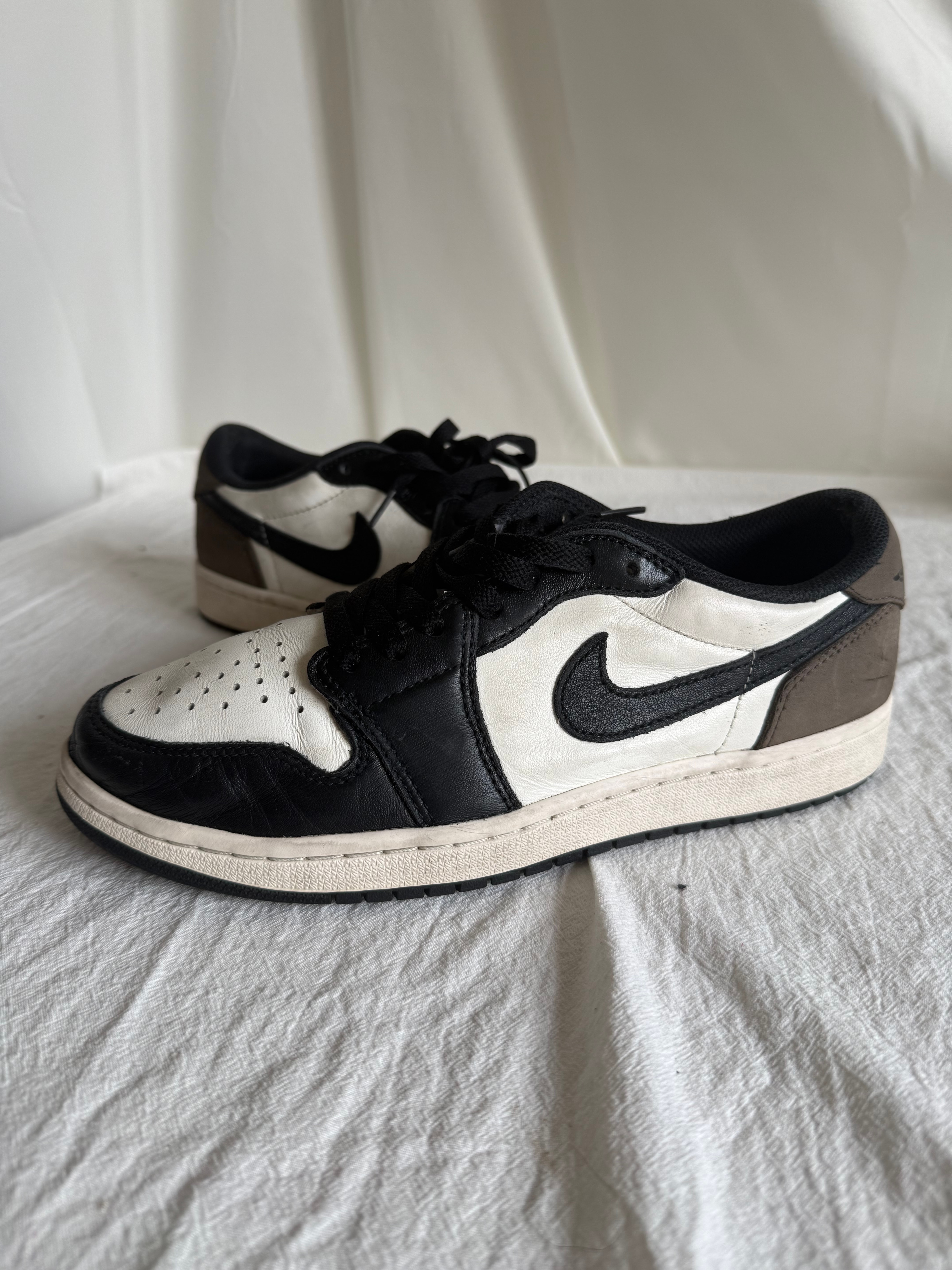 Nike Air Jordan 1 Retro Low OG "Mocha"