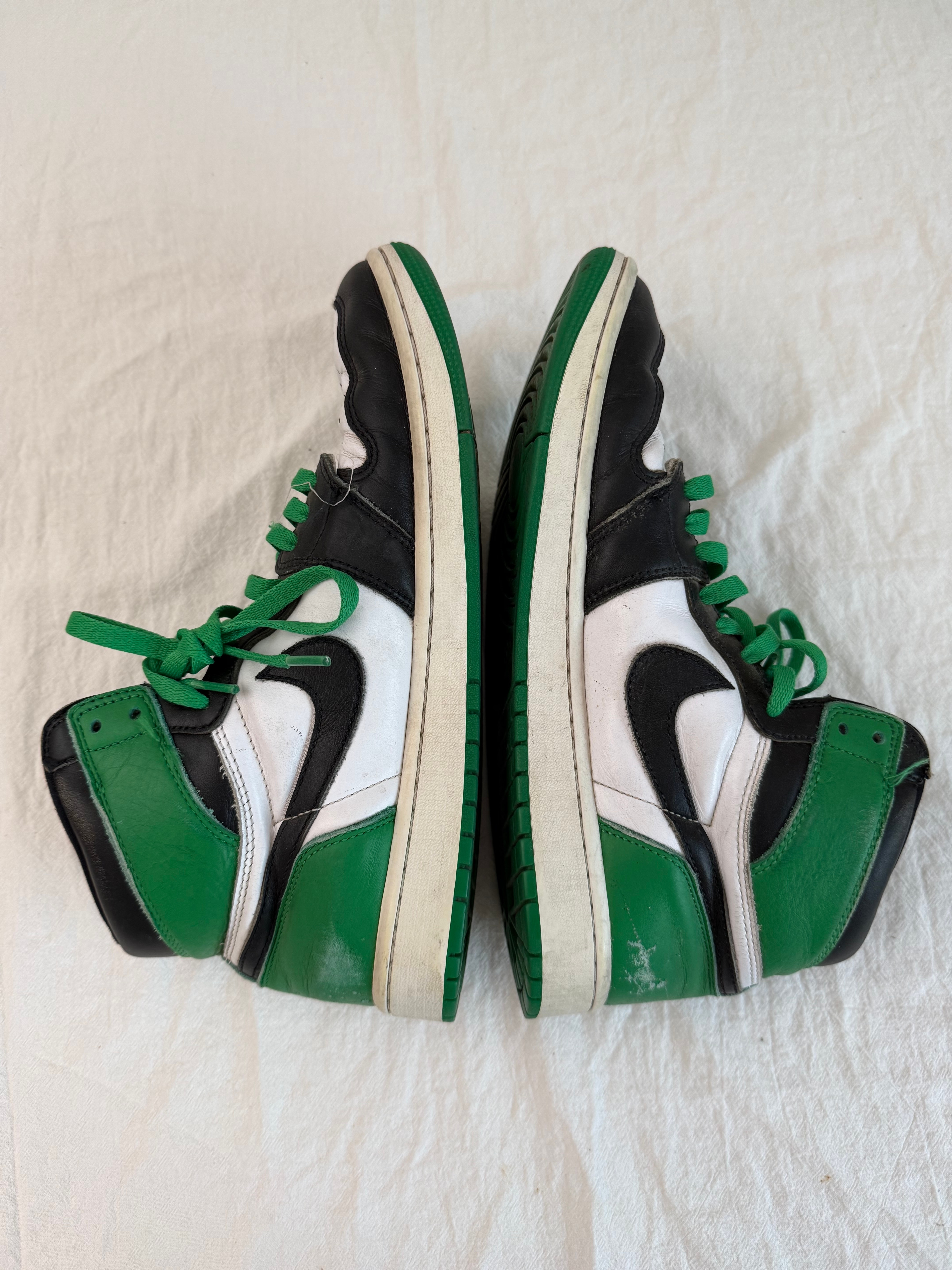Nike Air Jordan 1 Retro High OG "Celtics/Black and Lucky Green" (2023)