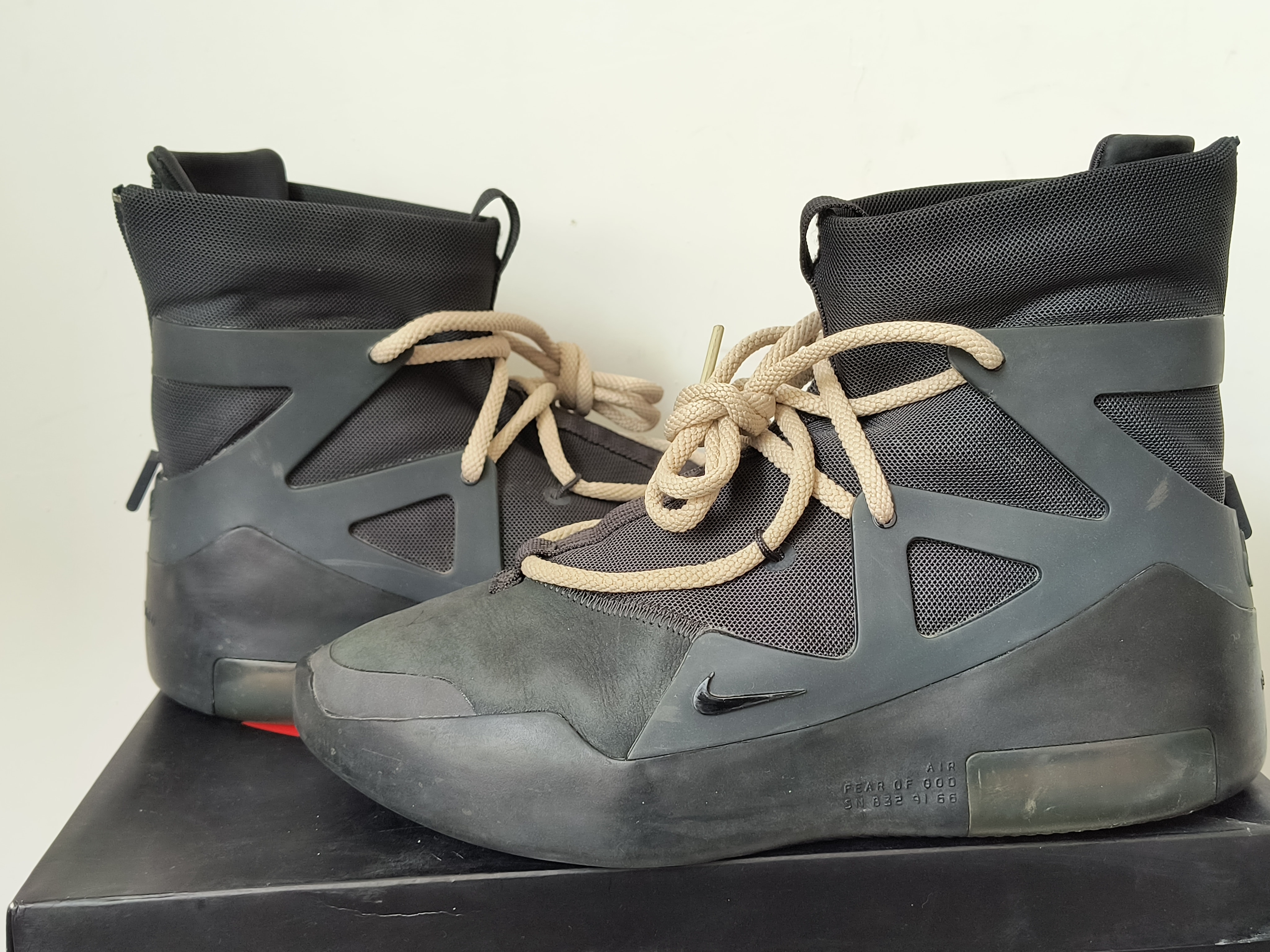 Fear Of God × Nike Air  1 "Triple Black"