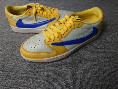 Travis Scott × Nike Women's Air Jordan 1 Retro Low OG "Canary"