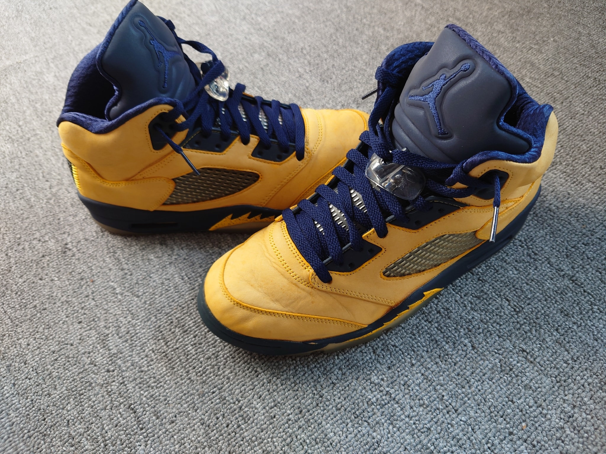 Nike Air Jordan 5 "Michigan"