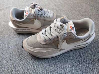 fragment design × sacai × Nike LD Waffle "Light Smoke Grey"