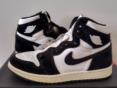 Nike Women's Air Jordan 1 Retro High OG "Black/White"