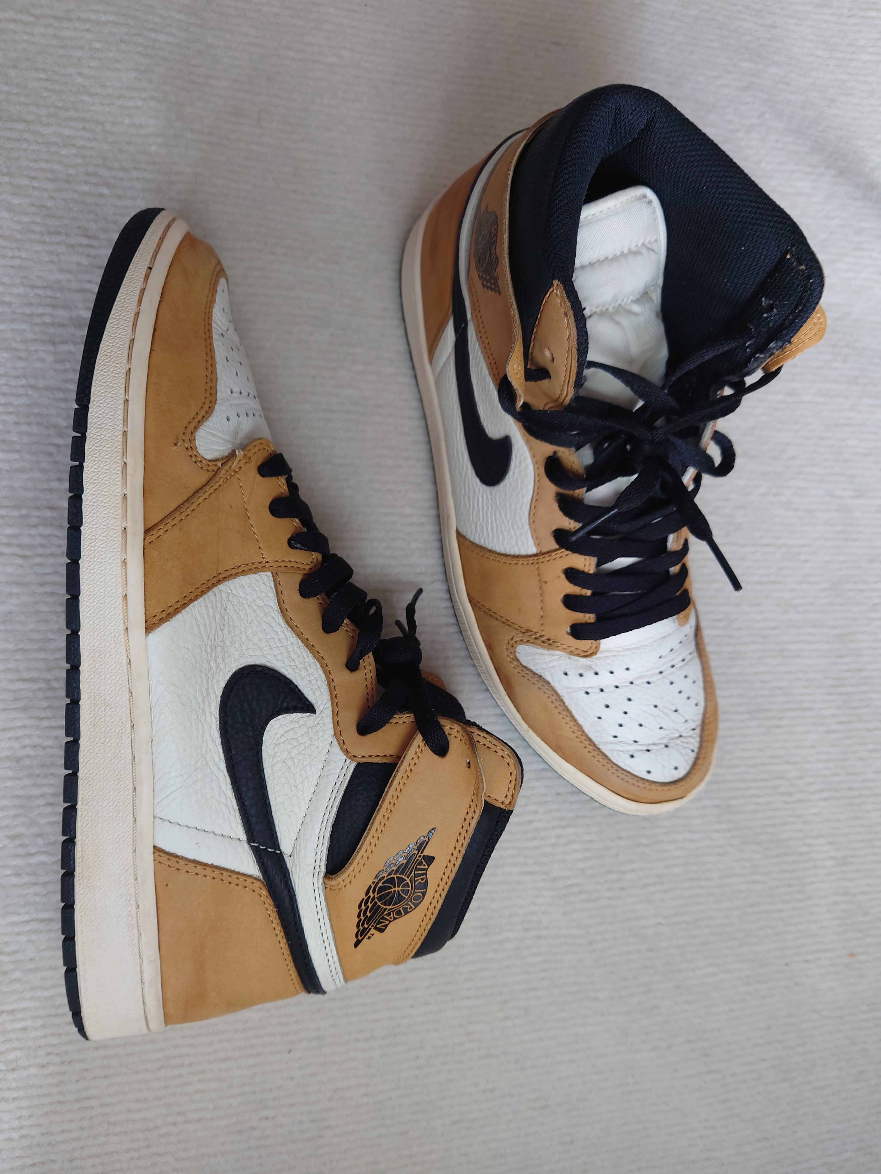 Nike Air Jordan 1 RETRO High "Rookie of The Year"