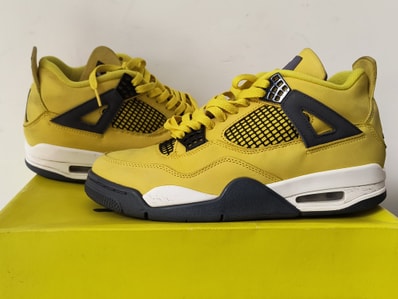 Nike Air Jordan 4 "Tour Yellow"