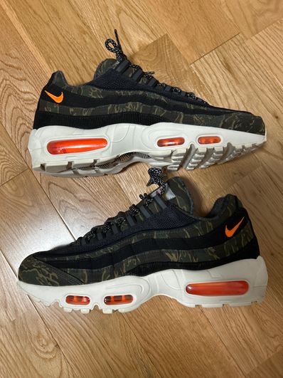 Carharte WIP × Nike Air Max 95 "Black/Sail/Total Orange"