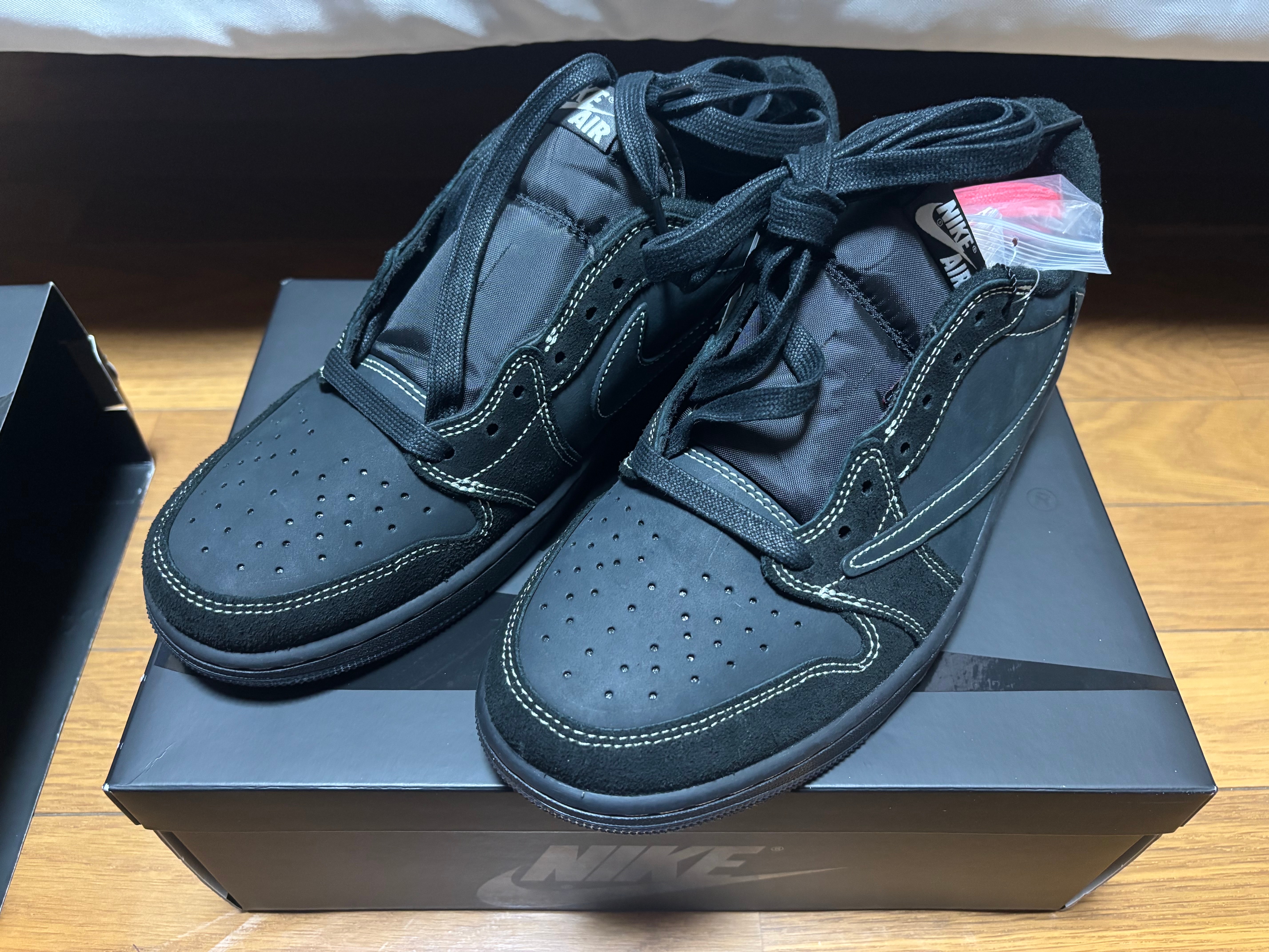Travis Scott × Nike Air Jordan 1 Low OG SP "Black Phantom"