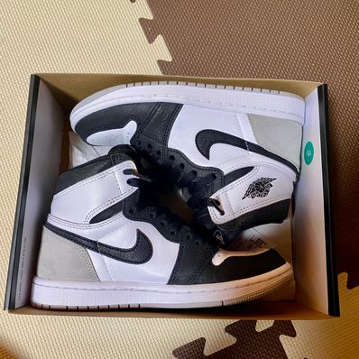 Nike Air Jordan 1 High OG "Bleached Coral"