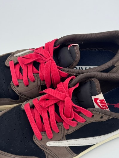 Travis Scott × Nike Air Jordan 1 Low OG SP-T "Black/Dark Mocha"