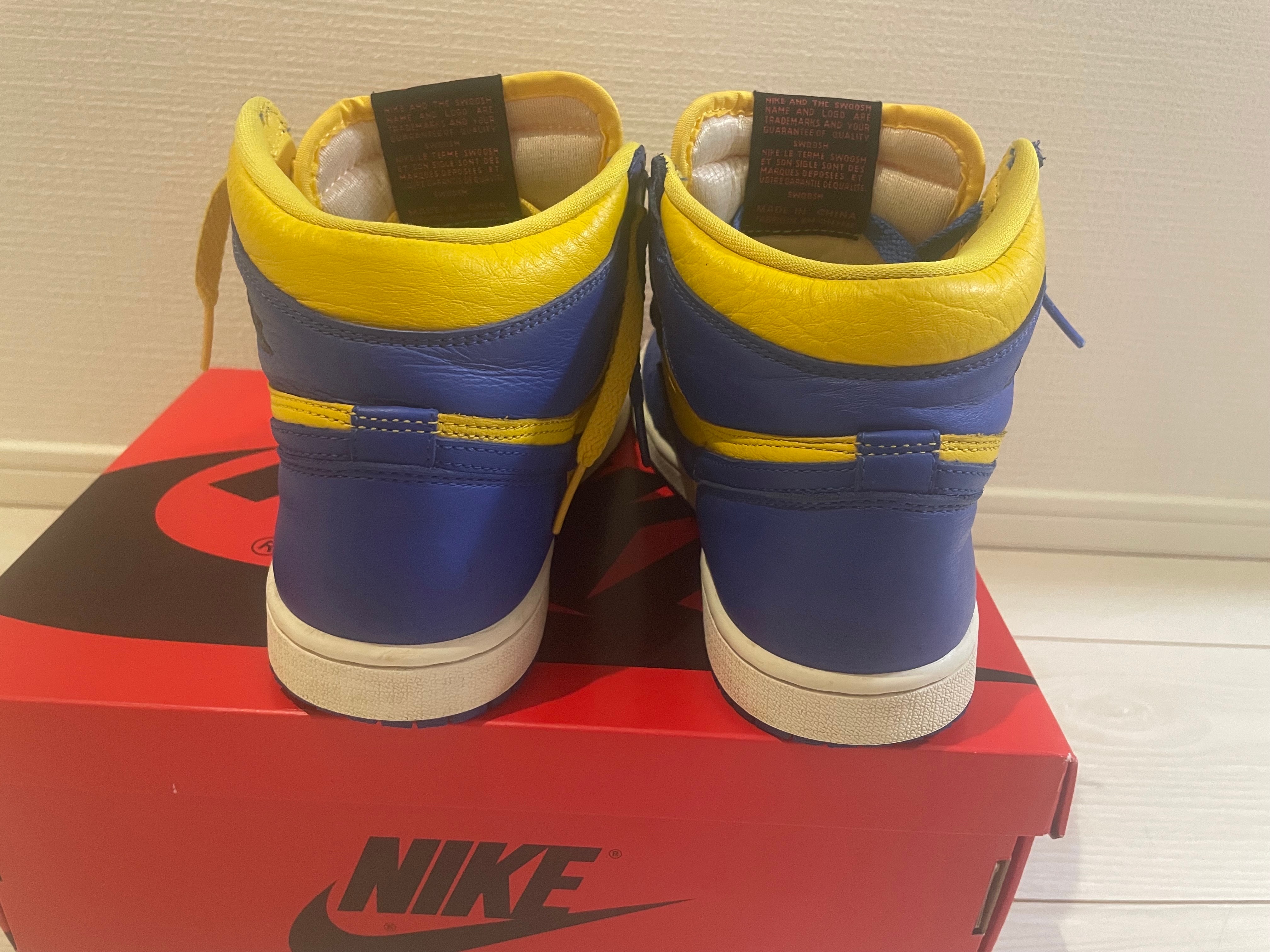 Nike Women's Air Jordan 1 High OG "Game Royal and Varsity Maize"
