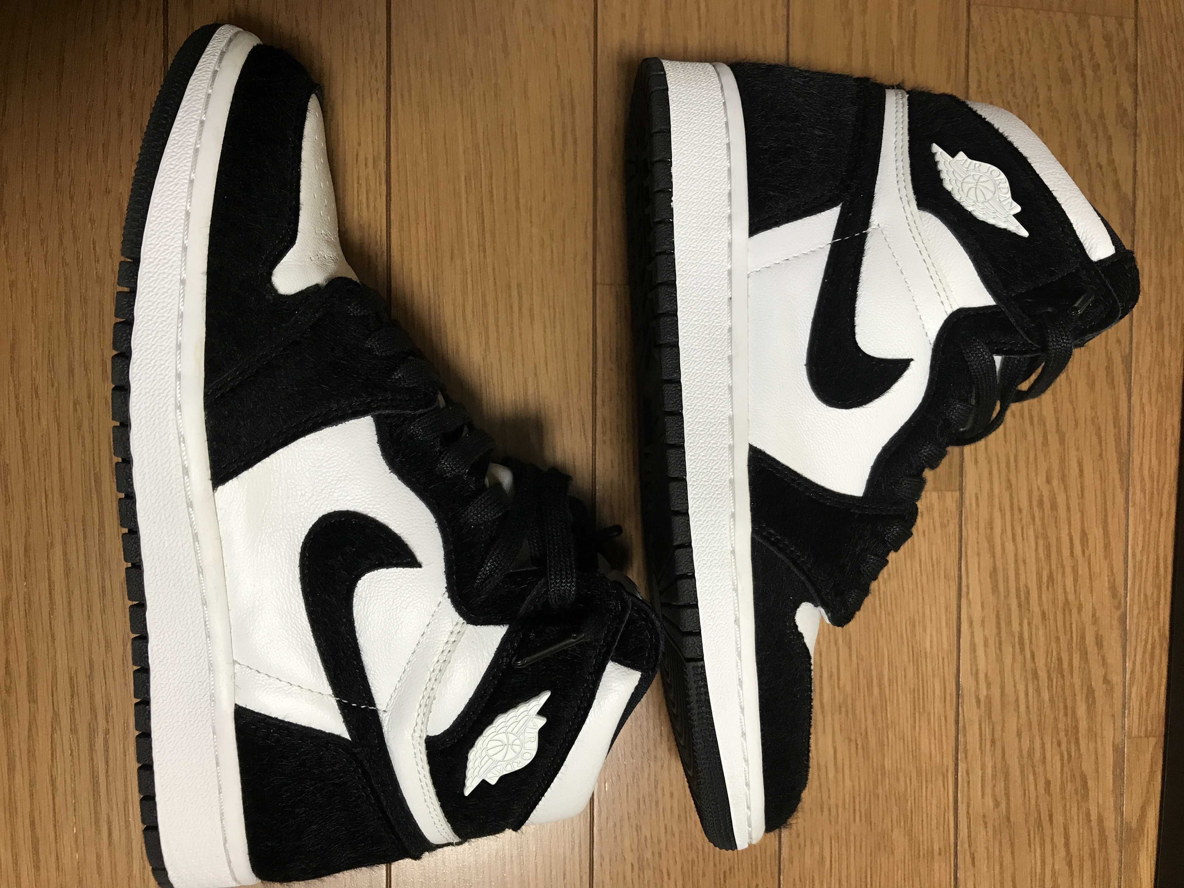 Nike Women's Air Jordan 1 Retro High OG "Black/White"