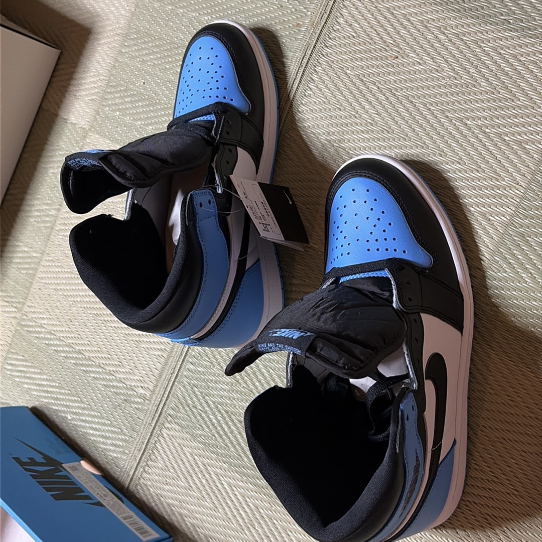 Nike Air Jordan 1 Retro High OG "University Blue/UNC Toe"