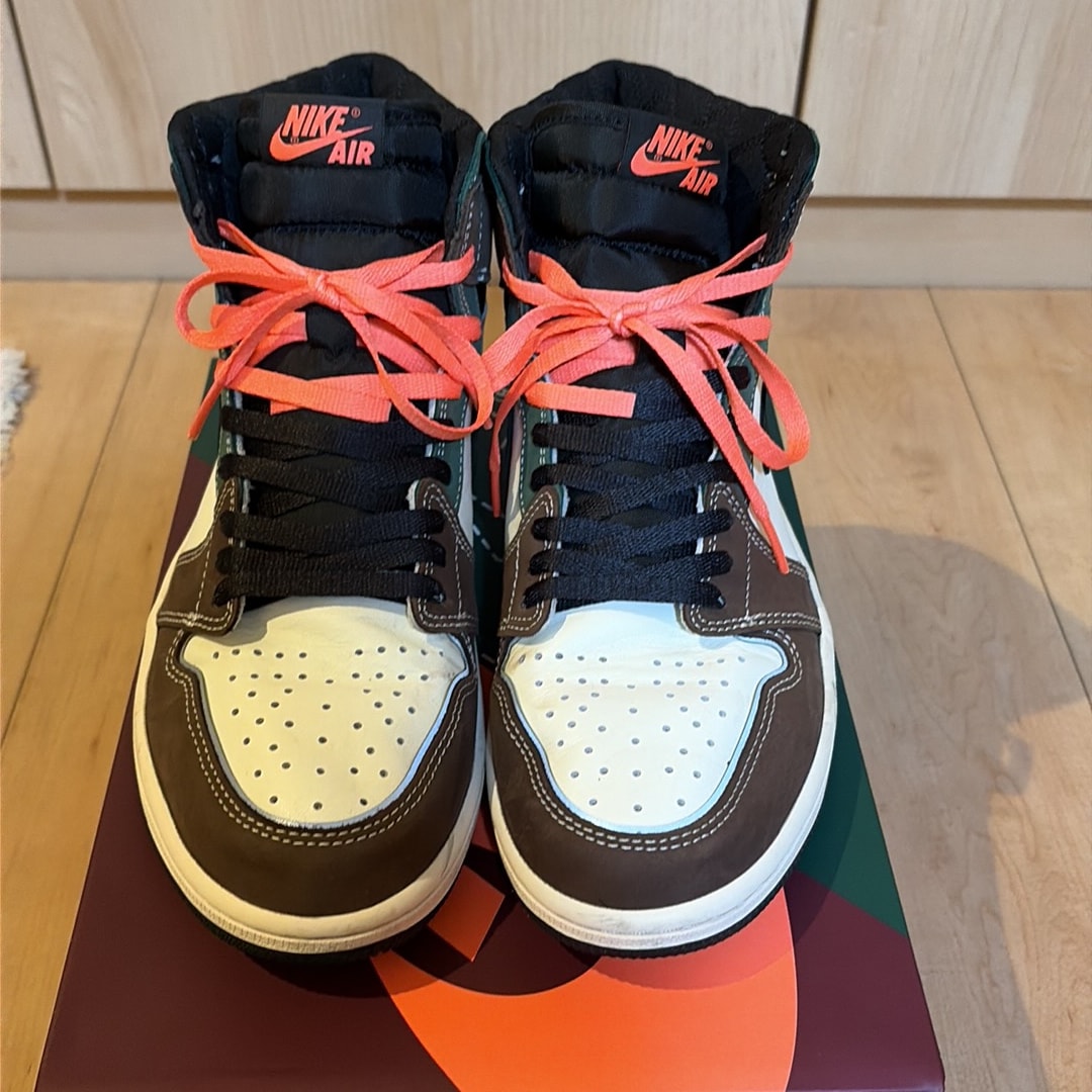 Nike Air Jordan 1 High OG "Hand Crafted"