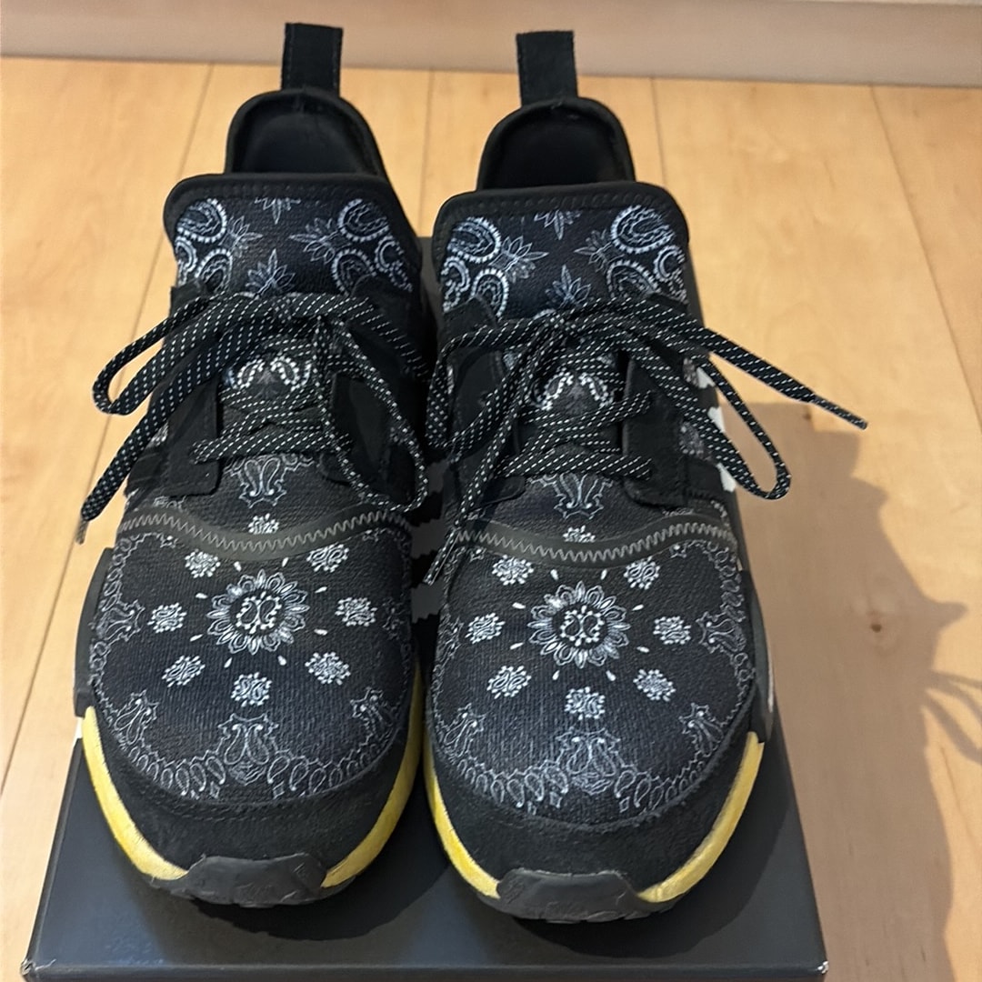 NEIGHBORHOOD × adidas NMD R1 Paisley "Black"