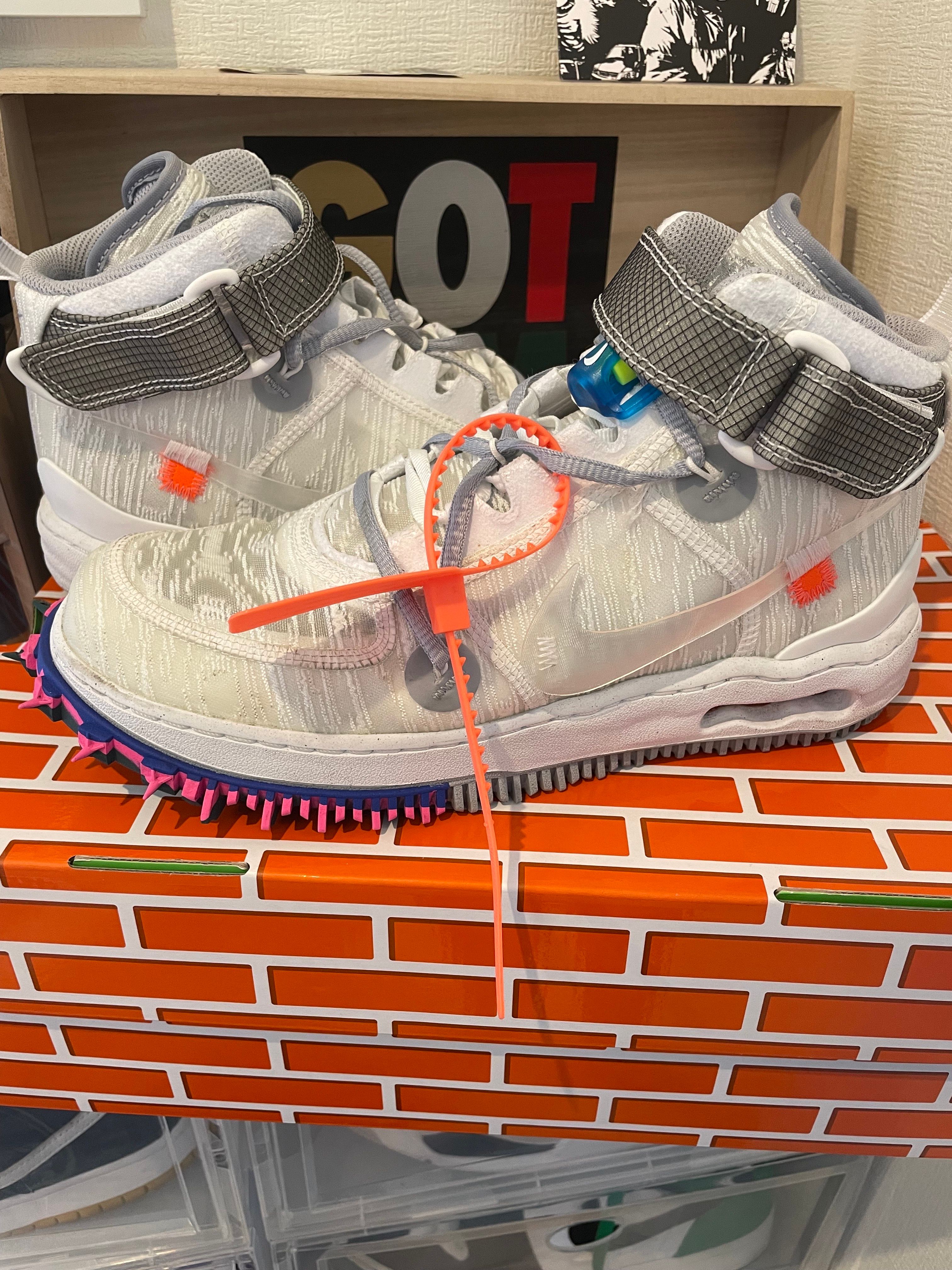 Off-White × Nike Air Force 1 Mid "White"