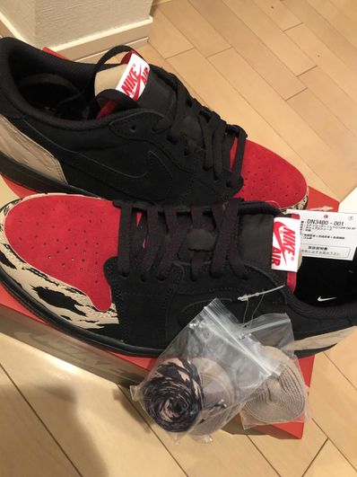 Sole Fly × Nike Air Jordan 1 Low "Black and Sport Red"