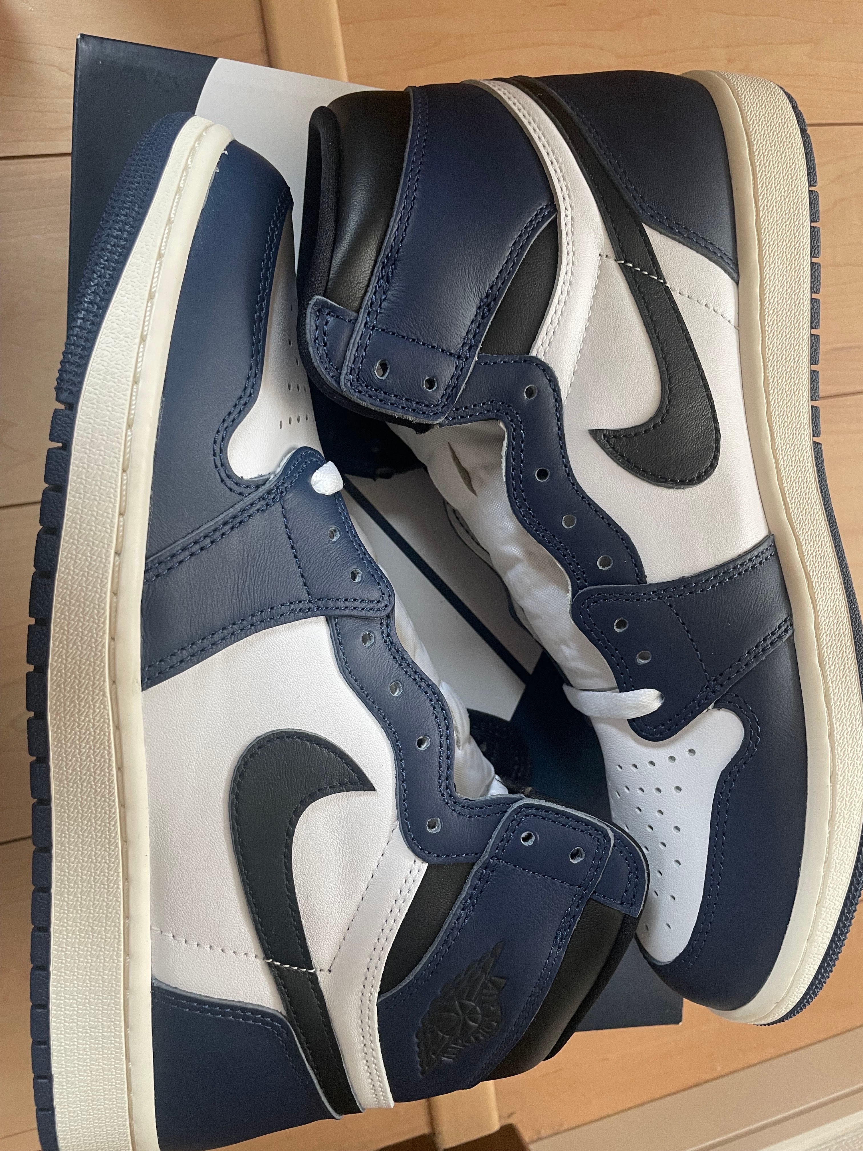 Nike Air Jordan 1 Retro High OG "Midnight Navy"