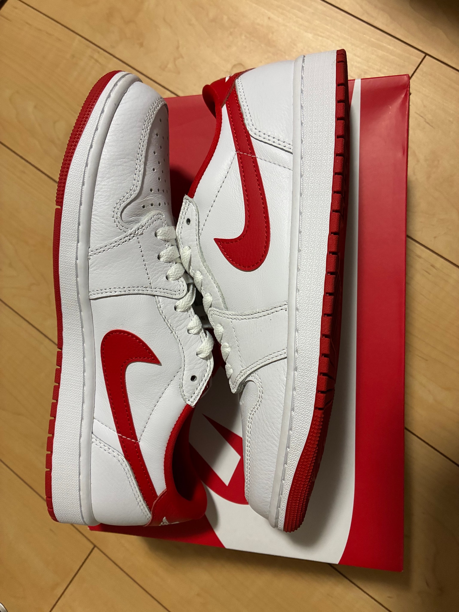 Nike Air Jordan 1 Retro Low OG "White and University Red"