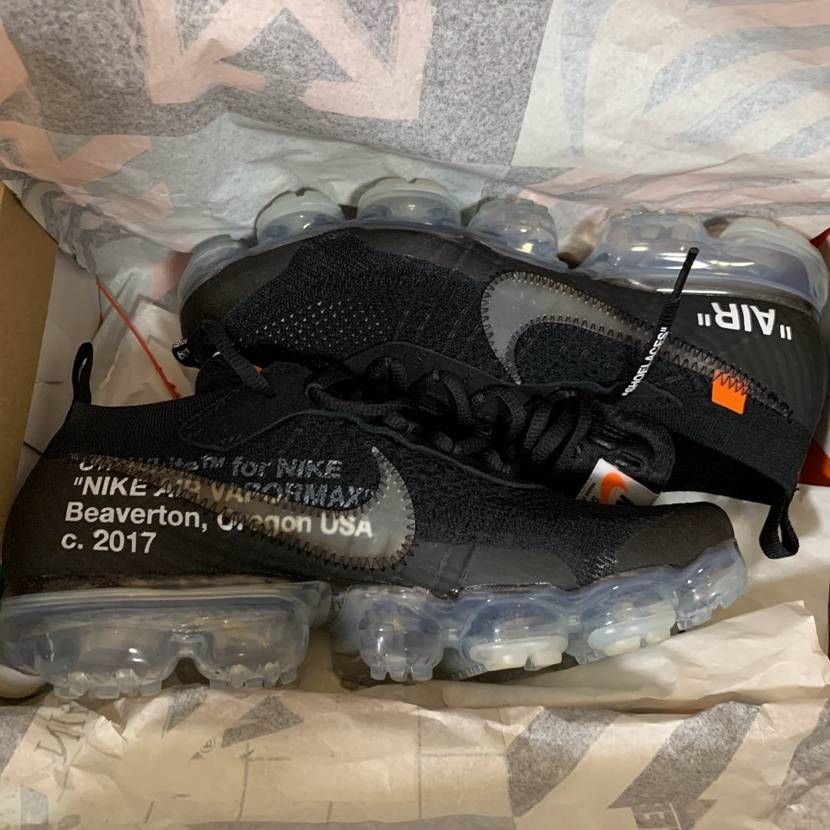 Off-White × Nike Air Vapormax "Black/Total Orange/Clear"