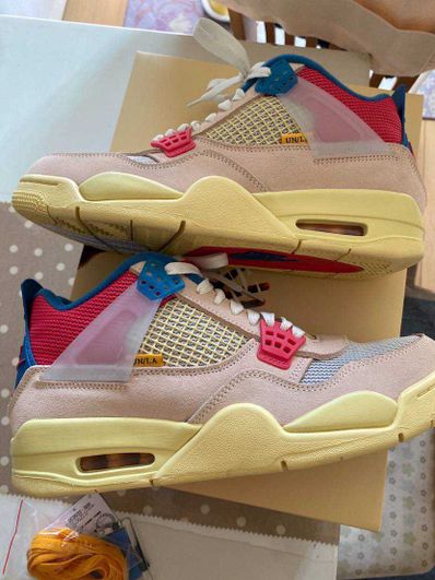 UNION × Nike Air Jordan 4 SP "Guava Ice/Light Fusion Red"