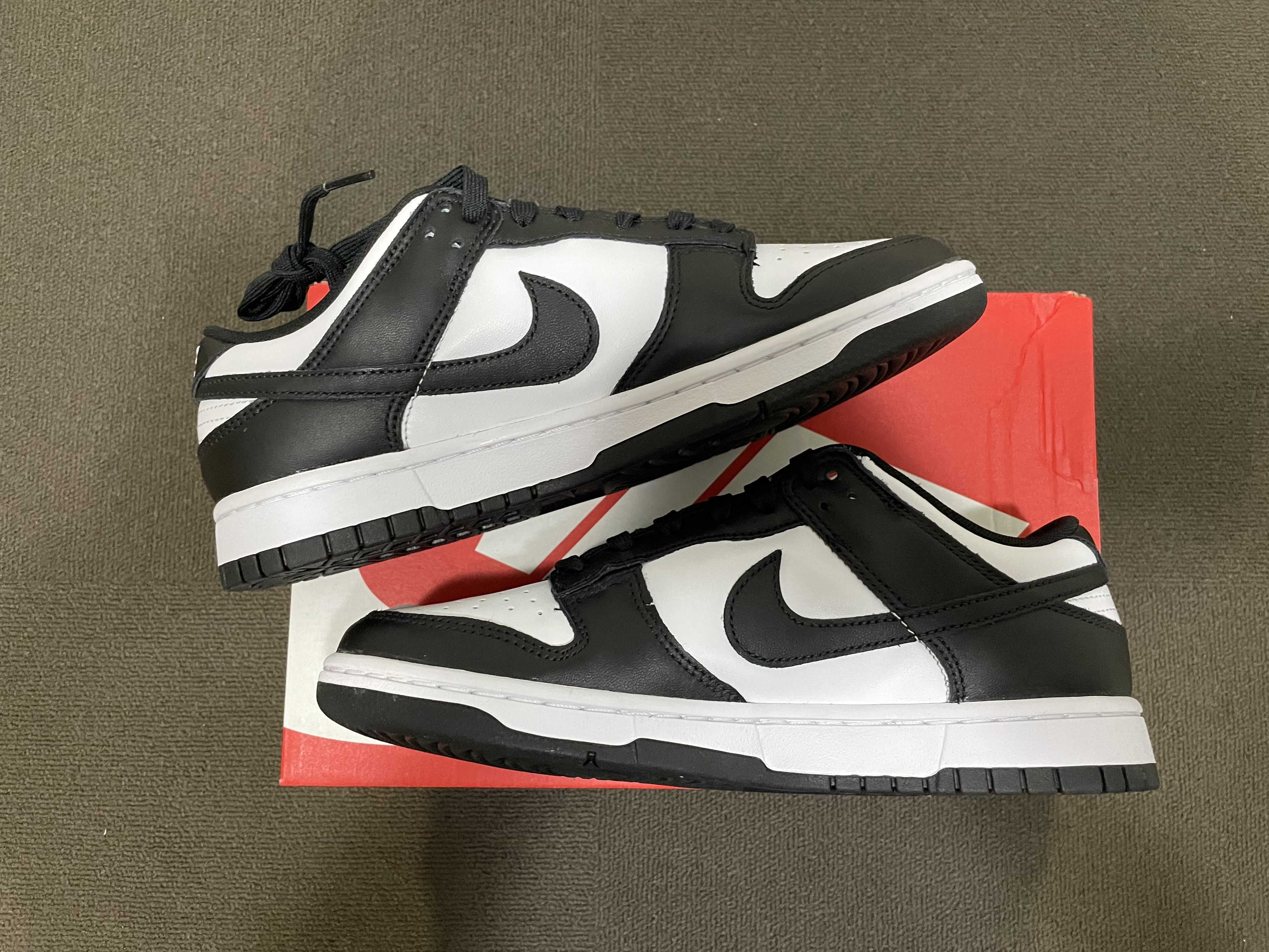 Nike Dunk Low Retro "Panda/White/Black"