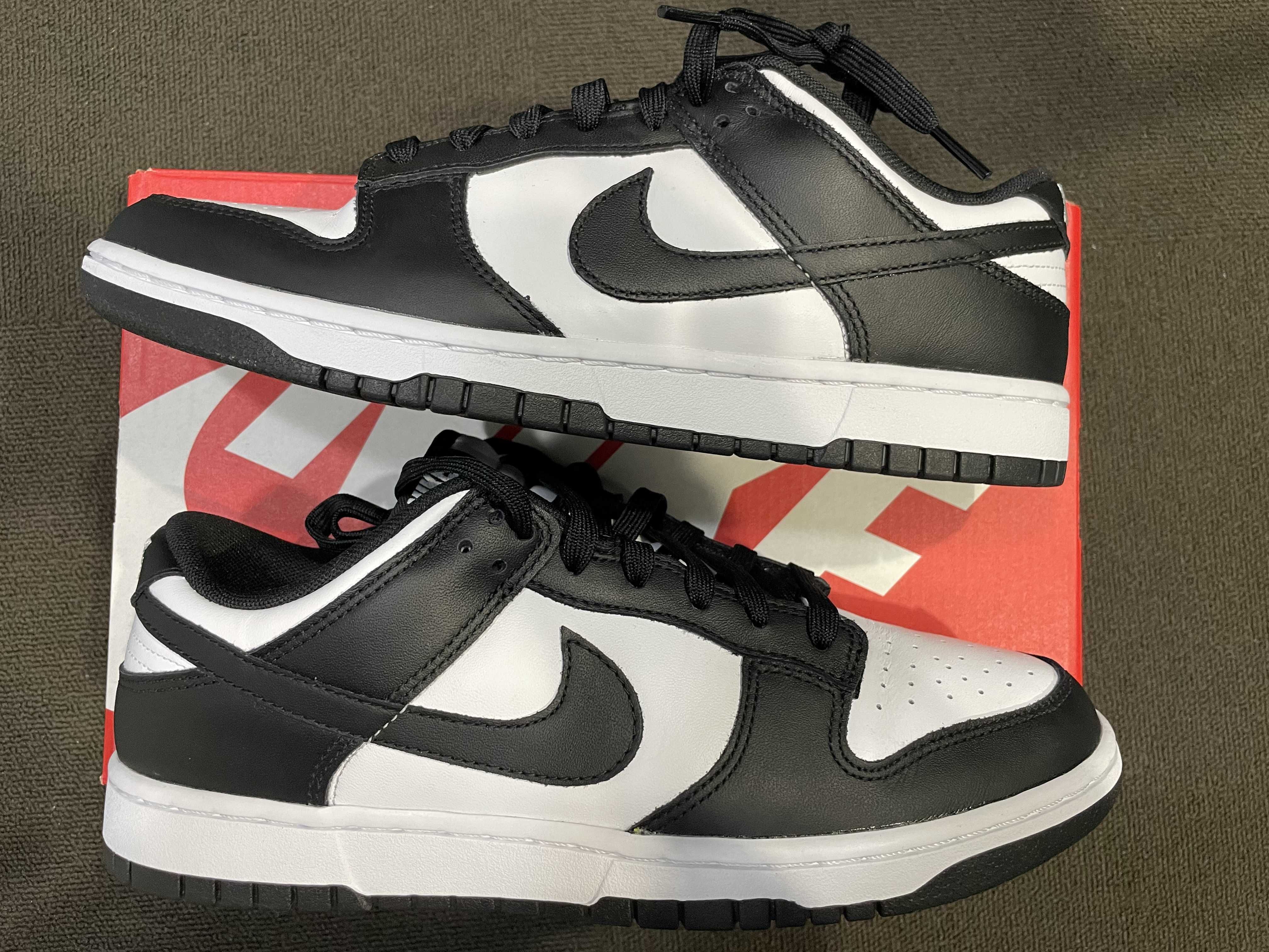 Nike Dunk Low Retro "Panda/White/Black"