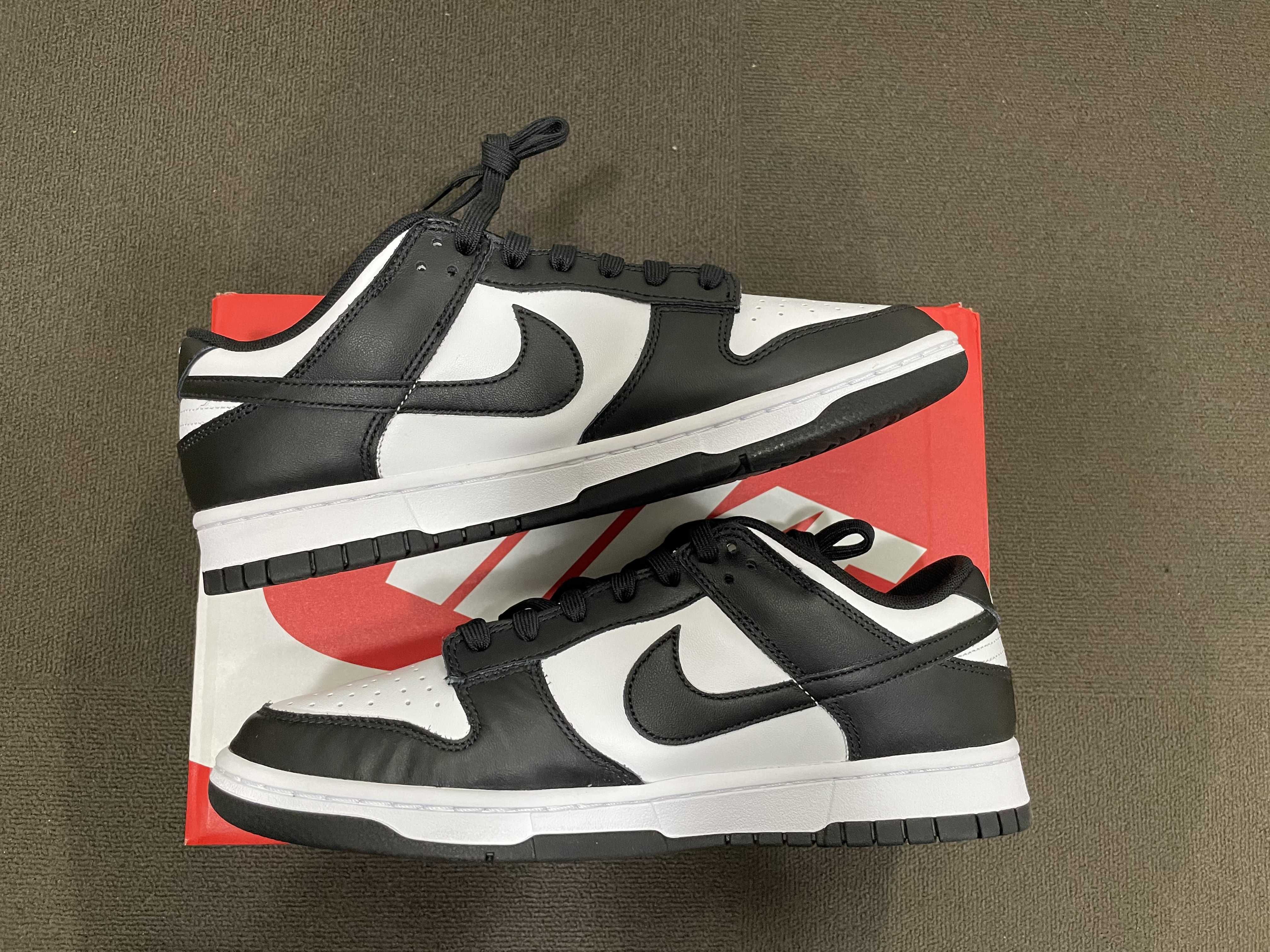 Nike Dunk Low Retro "Panda/White/Black"