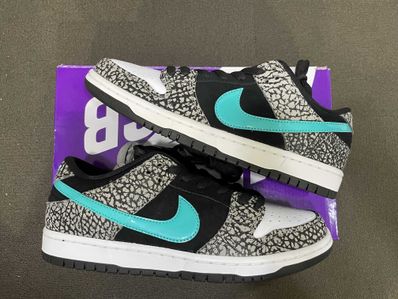 Nike SB Dunk Low "Elephant/Safari"
