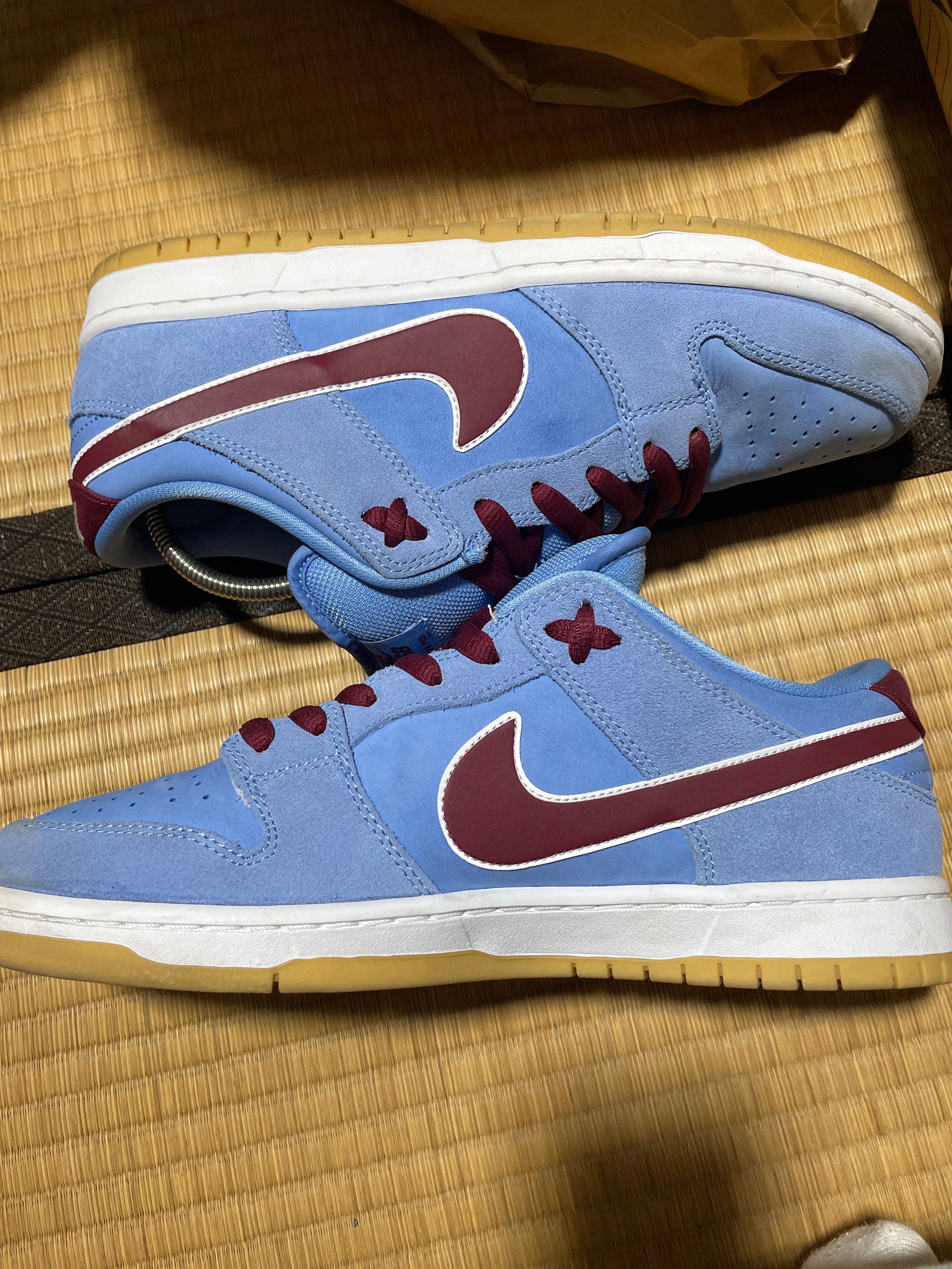 Nike SB Dunk Low Pro "Philadelphia Phillies/Valor Blue and Team Maroon"