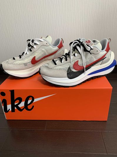 sacai × Nike Vapor Waffle "Royal Fuchsia"