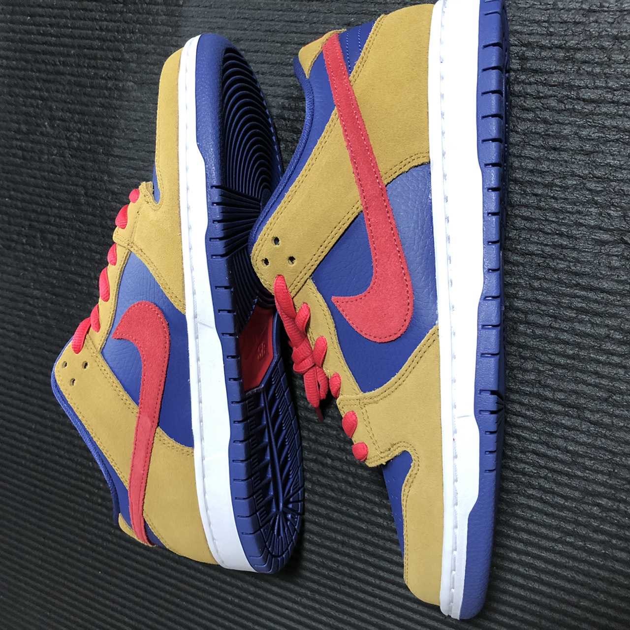 Nike SB Dunk Low Pro "Wheat and Purple"