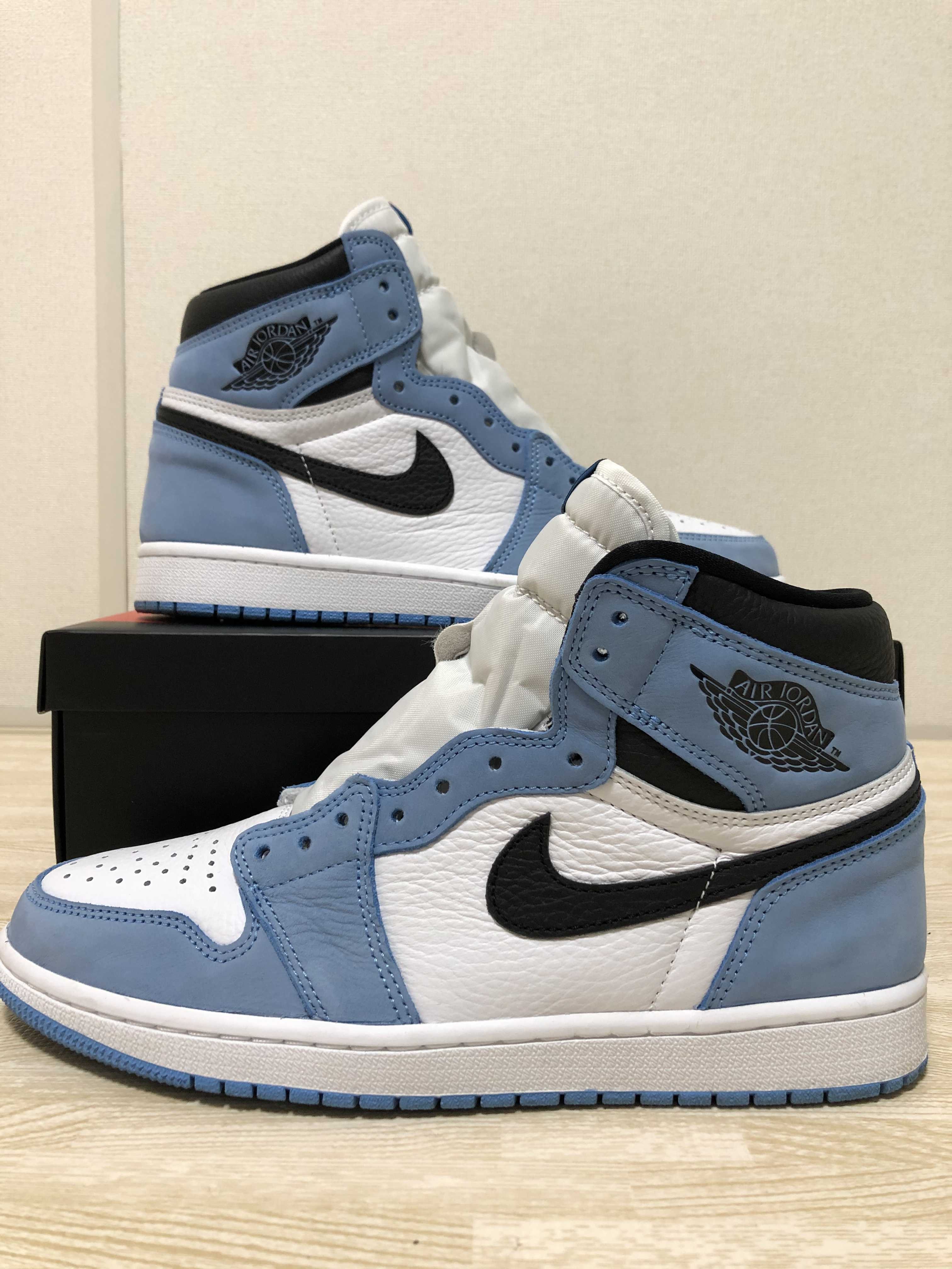 Nike Air Jordan 1 High OG "University Blue"
