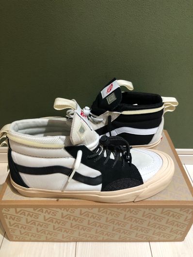 Advisory Board Crystals × Vans Sk8-Hi EXT "Black/White"