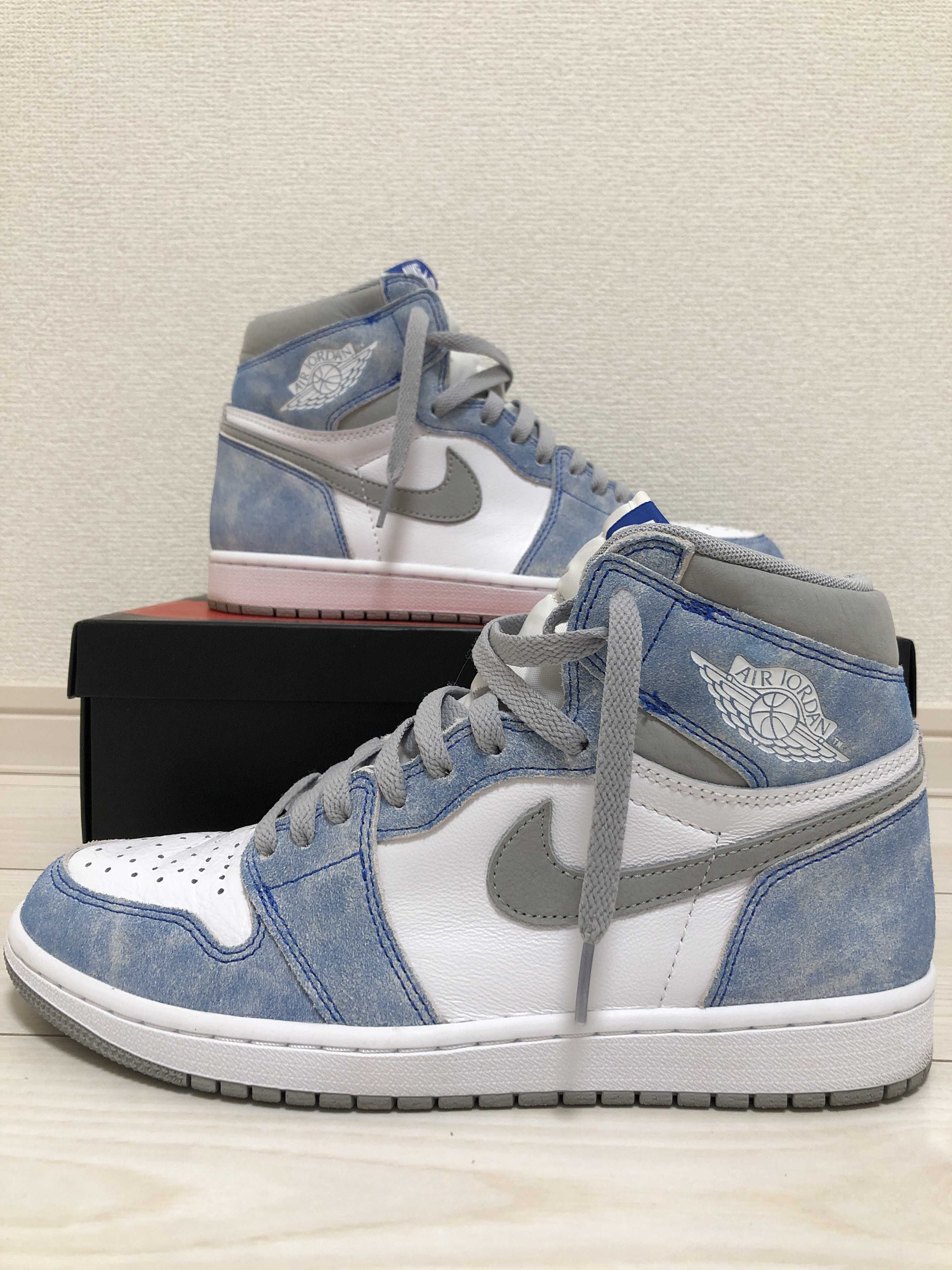 Nike Air Jordan 1 High OG "Hyper Royal"