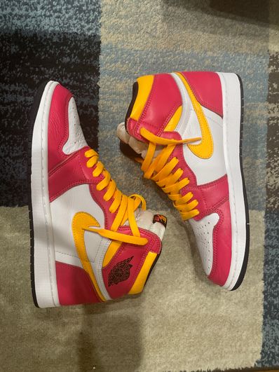 Nike Air Jordan 1 High OG "Light Fusion Red"