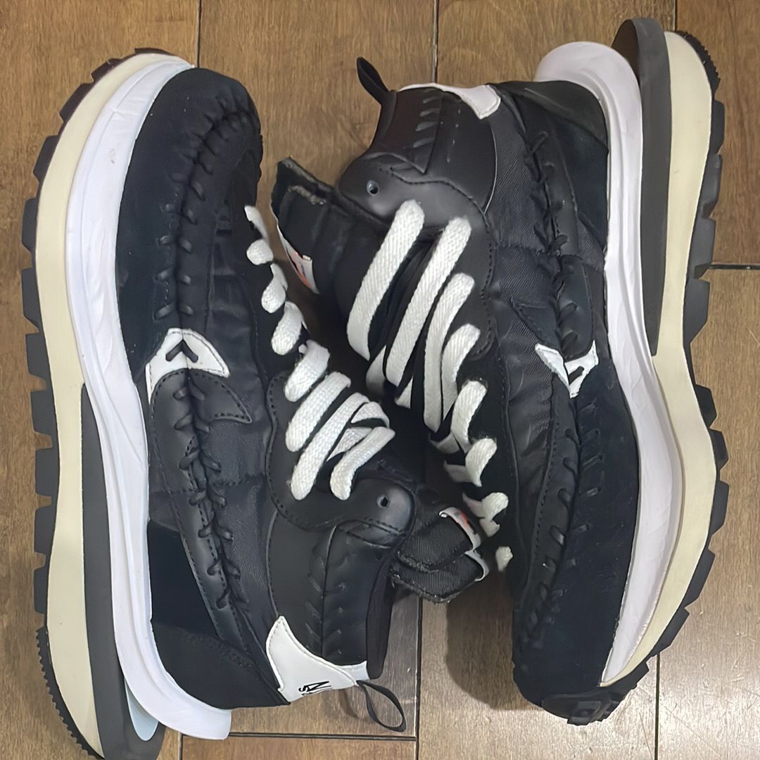 Jean-Paul Gaultier × sacai × Nike Vapor Waffle "Black/Black-White"