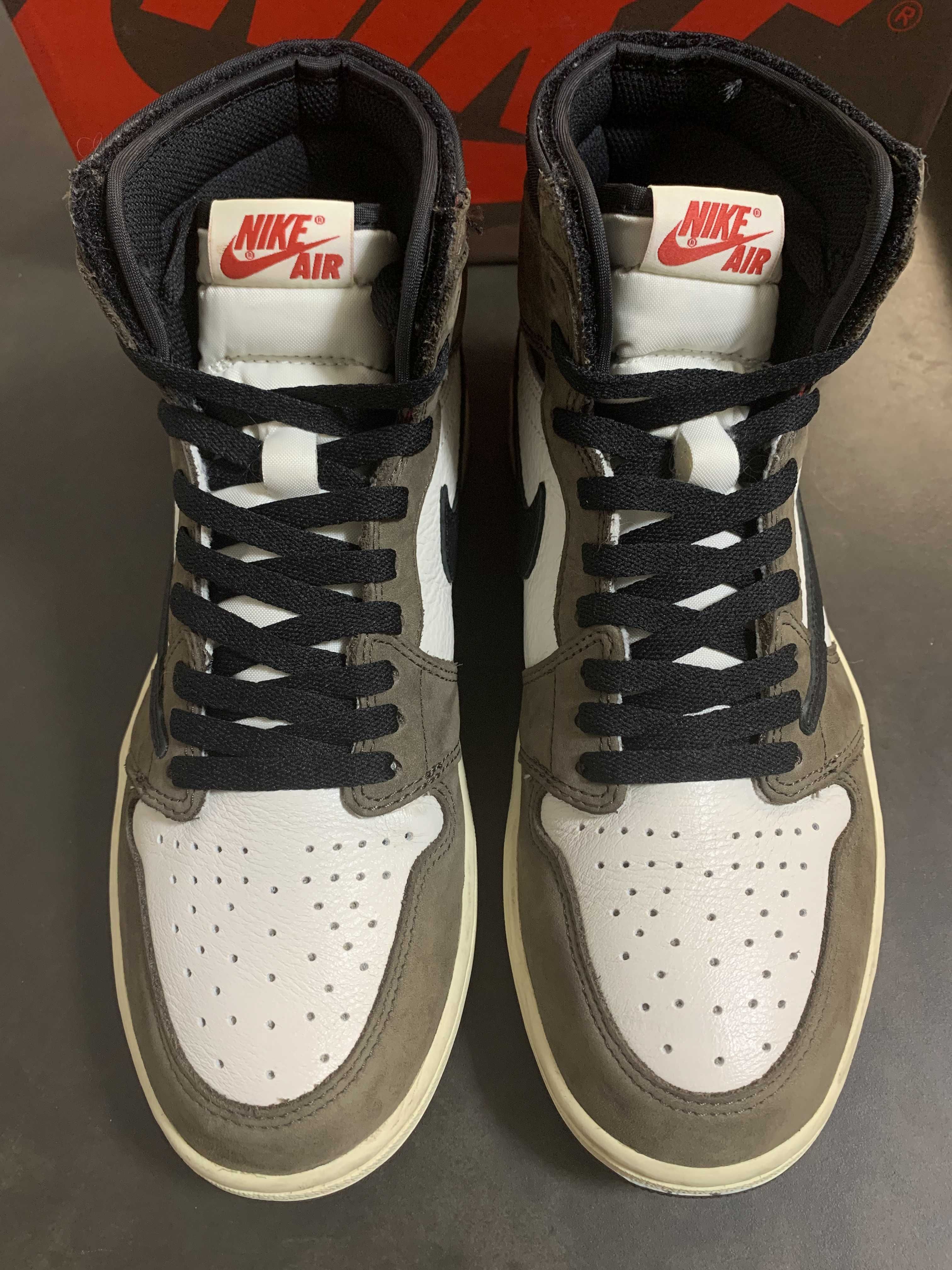 Travis Scott × Nike Air Jordan 1 Retro High OG TS SP "Sail/Dark Mocha"