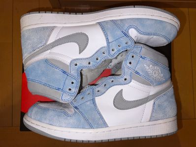 Nike Air Jordan 1 High OG "Hyper Royal"