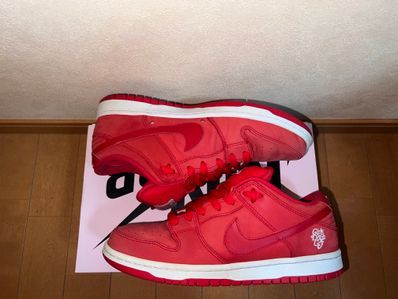 Girls Don't Cry × Nike SB Dunk Low Pro QS "Red" / VERDY