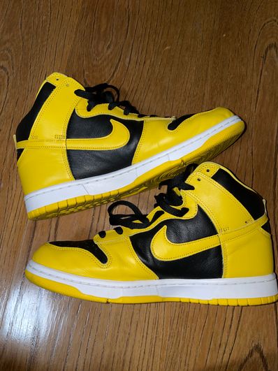Nike Dunk High "Black/Varsity Maize"