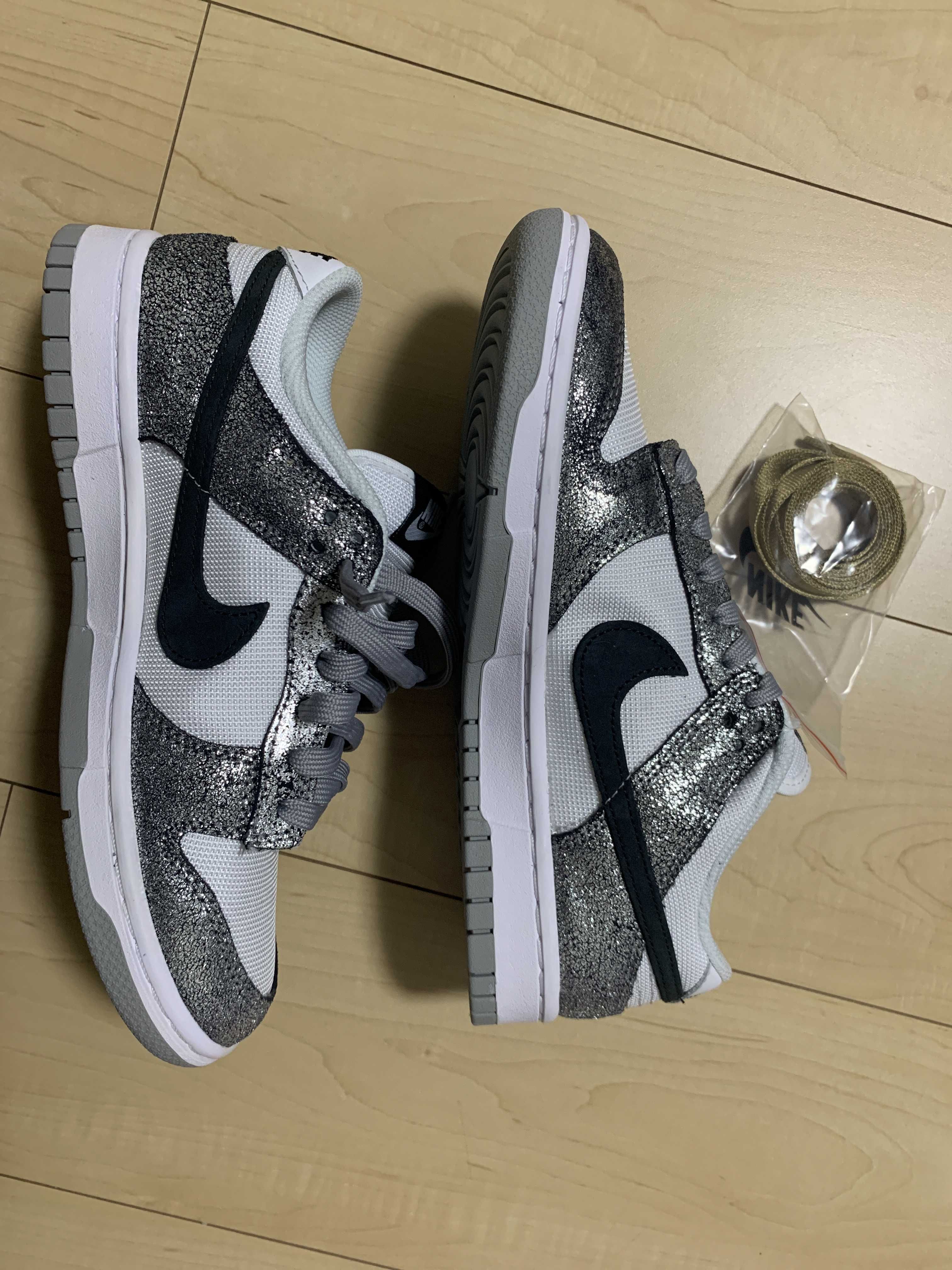 Nike Women's Dunk Low "Golden Gals"