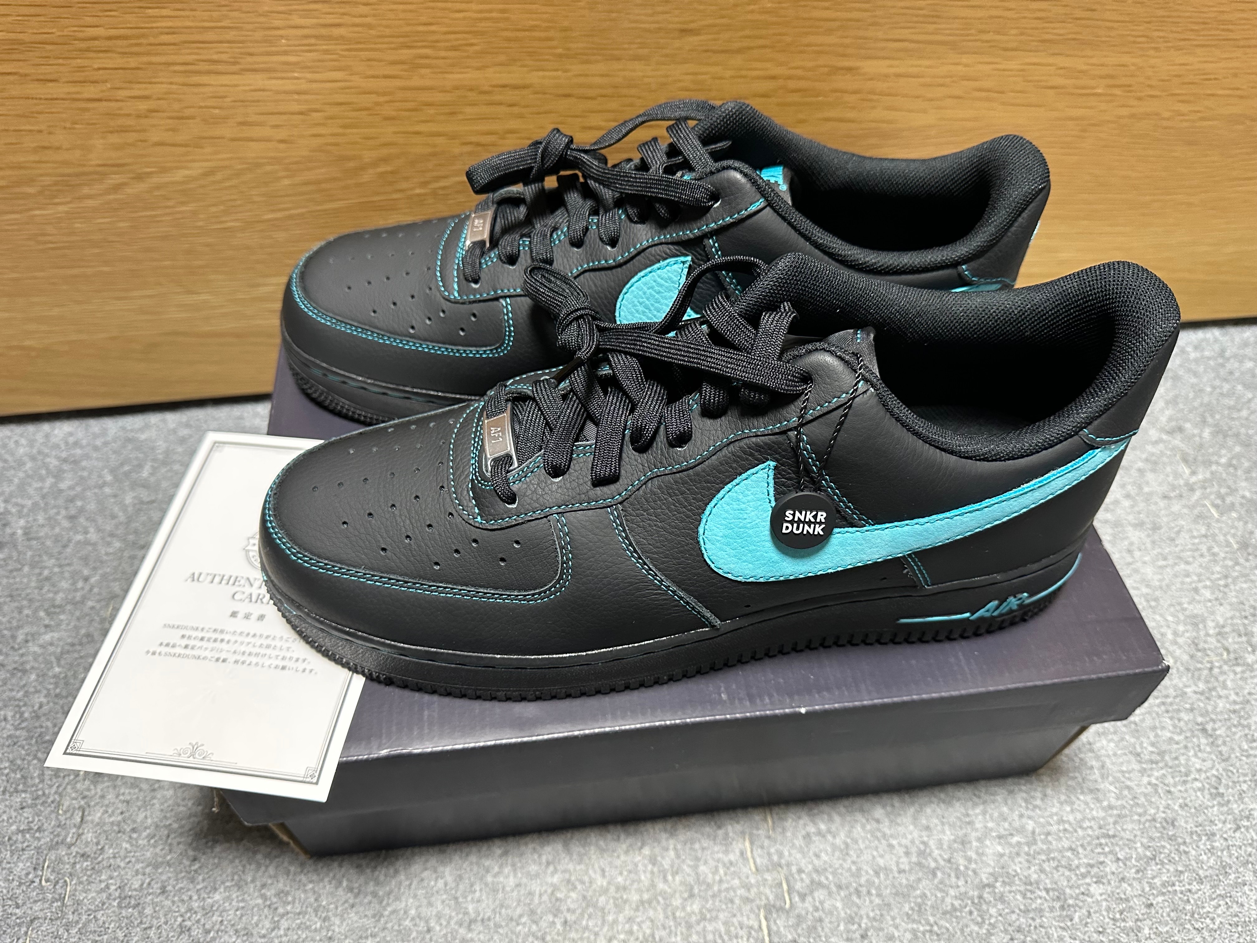 Nike Air Force 1 Low "Black Tiffany"