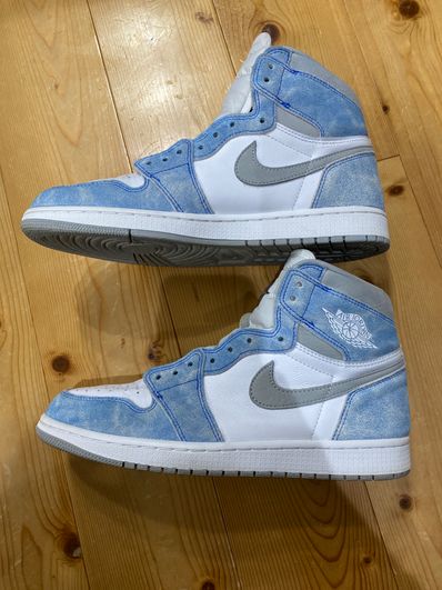 Nike Air Jordan 1 High OG "Hyper Royal"