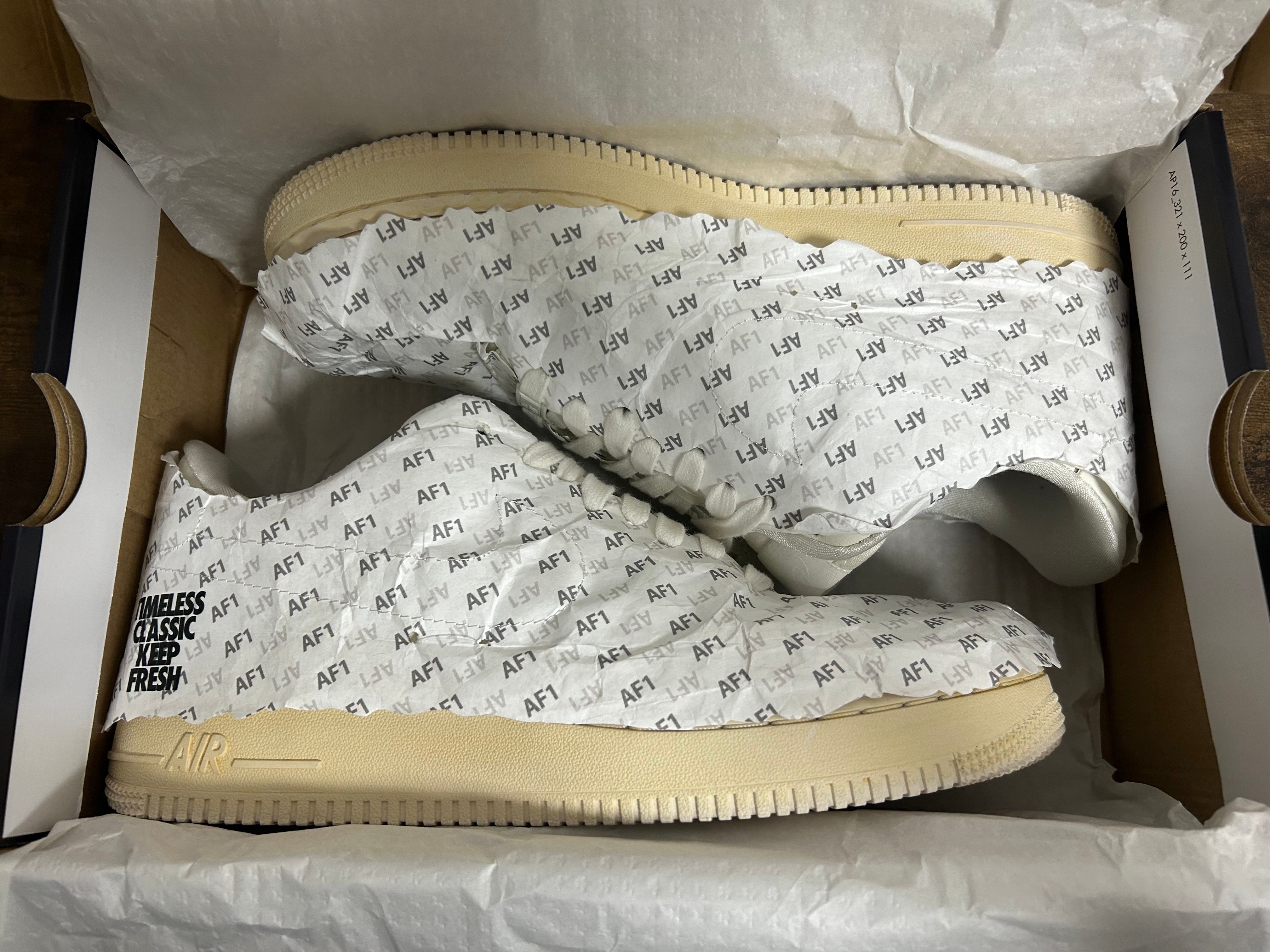 Nike Air Force 1 Low '07 LV8 "Made You Look"